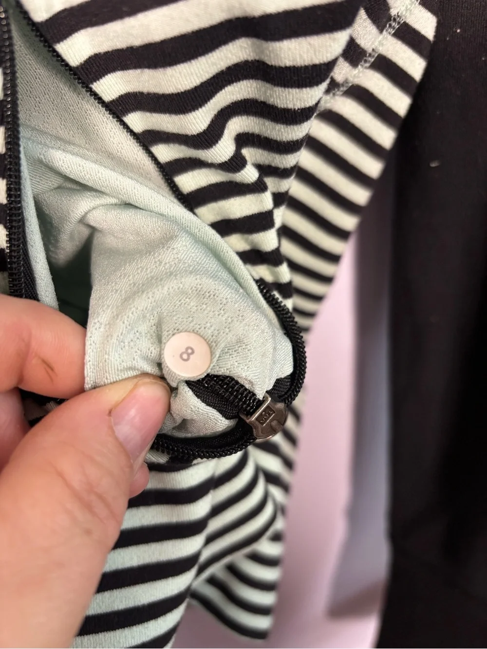 lululemon athletica Daily Yoga Mint Green& White Striped Zip-Up Bomber Jacket 8 - Picture 3 of 5